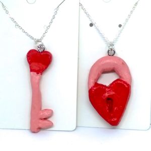 Key and lock necklace set